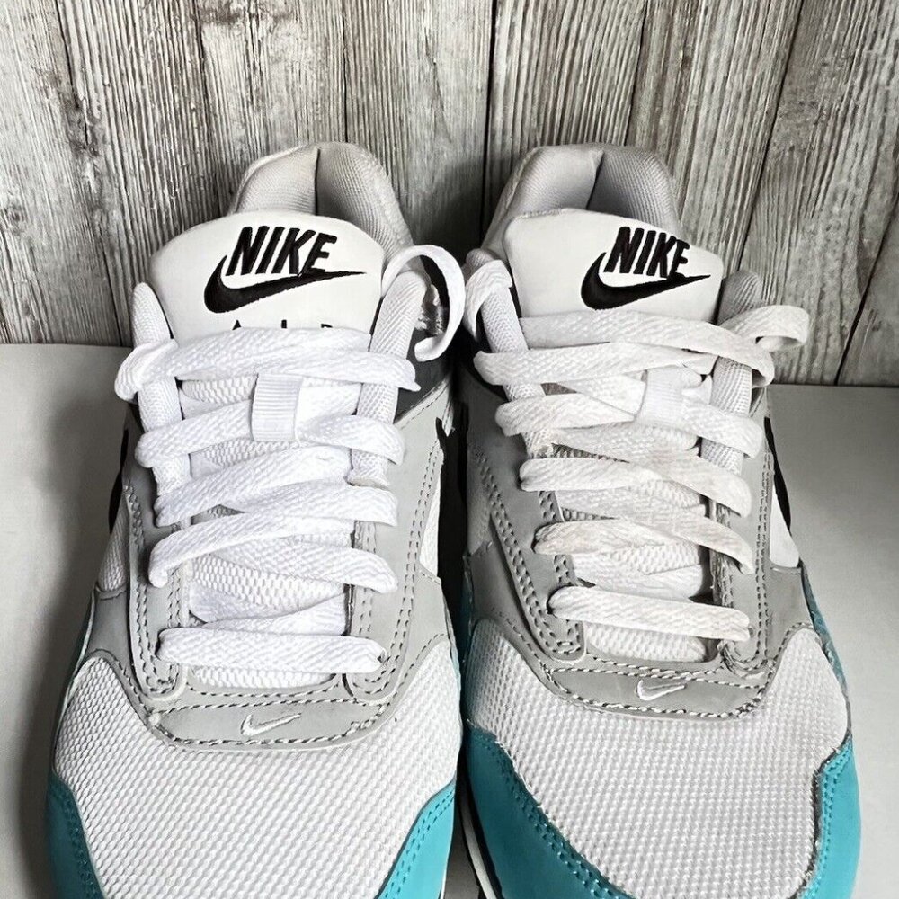 Size 8.5 US Nike Air Max Correlate Club Turquoise - Model # 511417-142 - Picture 13 of 16